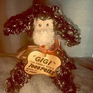 🐶” GIGI” the posable Poodle (1000 poses) 🐶